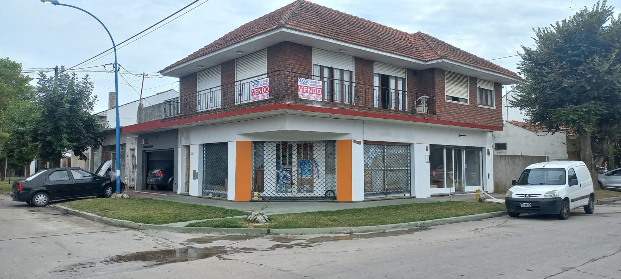 3 LOCALES y CASA de 3 Amb Planta Alta