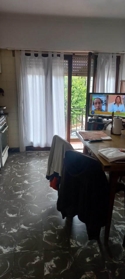 3 LOCALES y CASA de 3 Amb Planta Alta